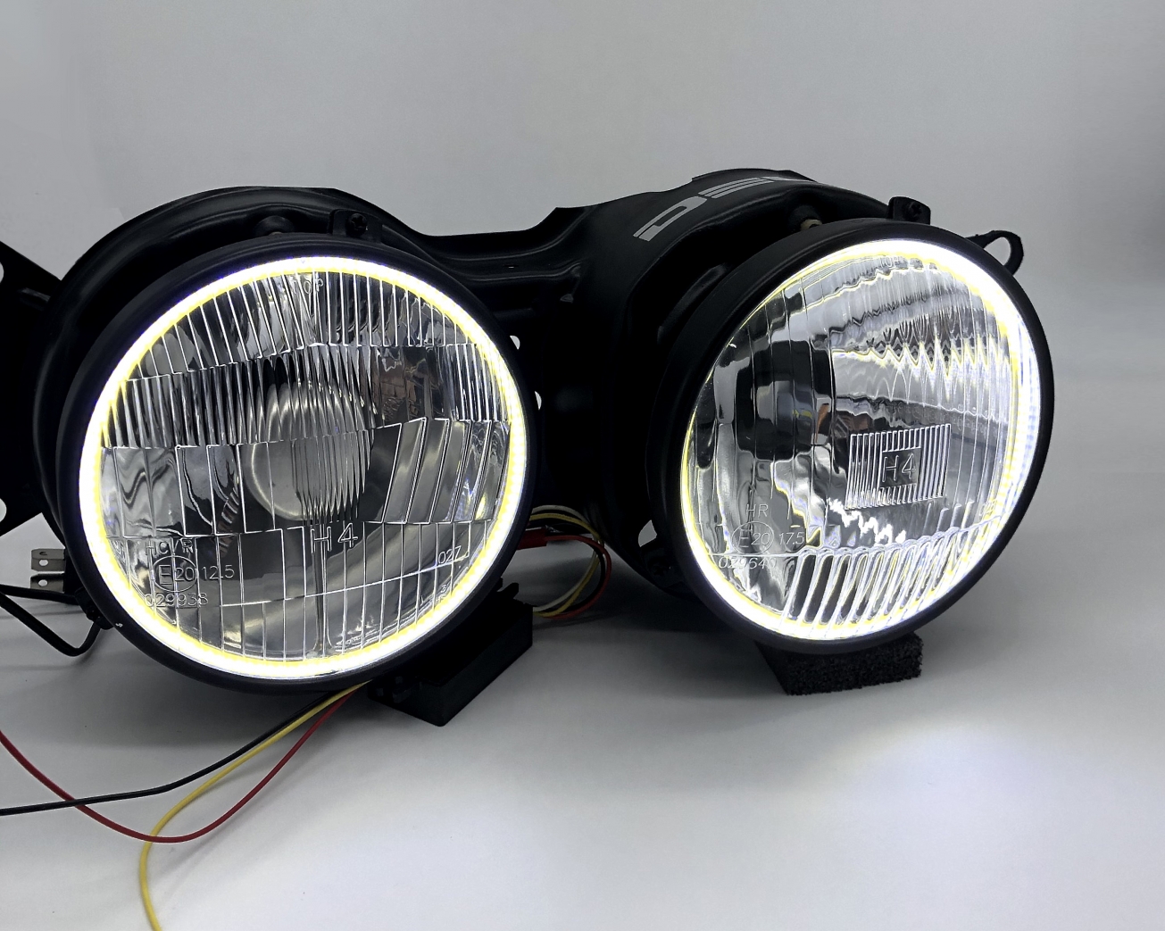 NEOLITE 5.75 Inch Halogen Headlight Conversion Set – H4 H1 Bulbs, Chrome Housing, Classic Car, 12V, Pilot Included
